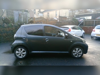 Used Toyota AYGO 2011 for sale - 77159041: Photo