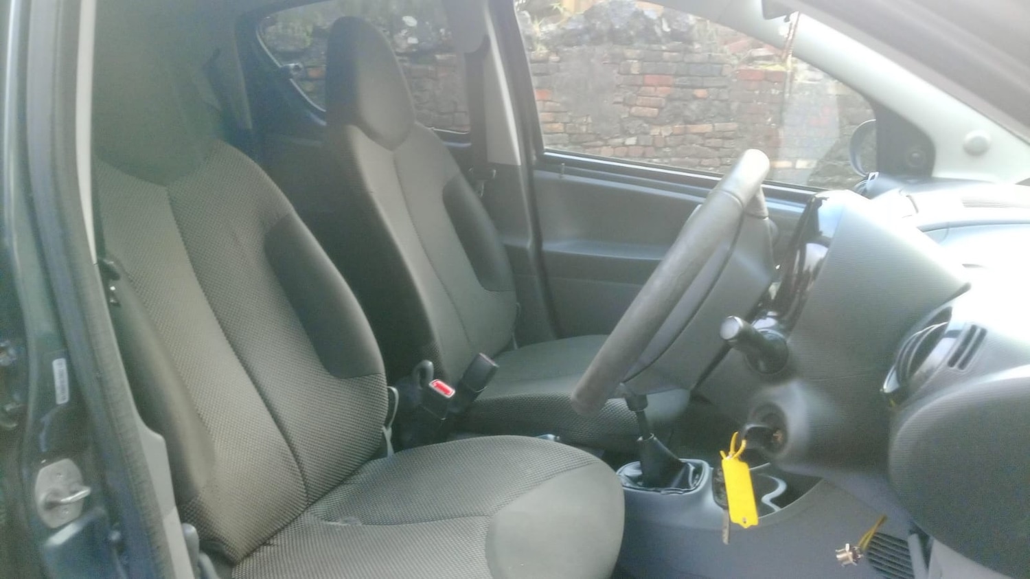 Used Toyota AYGO 2011 for sale - 77159041: Photo 8