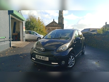 2014 (14) - 1.0 VVT-i Mode 5dr *OCT 26 MOT* £20 TAX