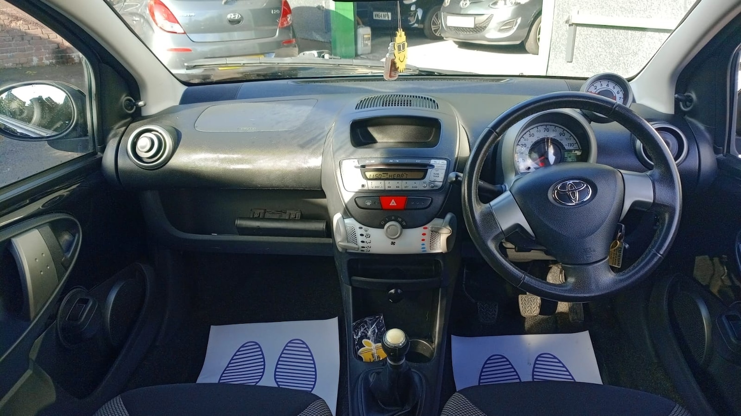 Used Toyota AYGO 2014 for sale - 76331142: Photo 8