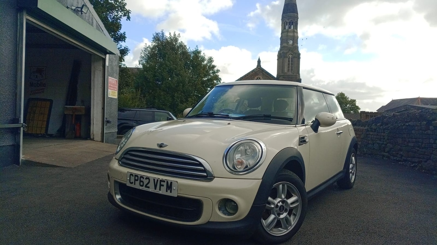Used MINI Hatch 2012 for sale - 75178108: Photo 1