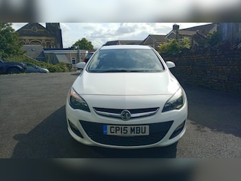 Used Vauxhall Astra 2015 for sale - 75603931: Photo