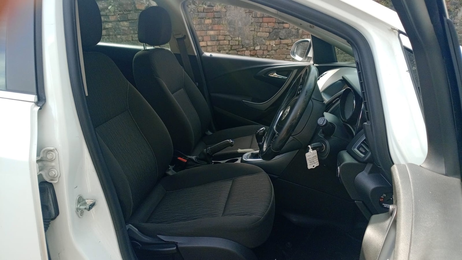 Used Vauxhall Astra 2015 for sale - 75603931: Photo 8