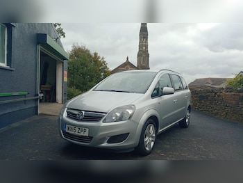 Used Vauxhall Zafira 2015 for sale - 76231385: Photo 2