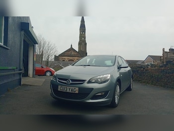 Used Vauxhall Astra 2013 for sale - 77915384: Photo