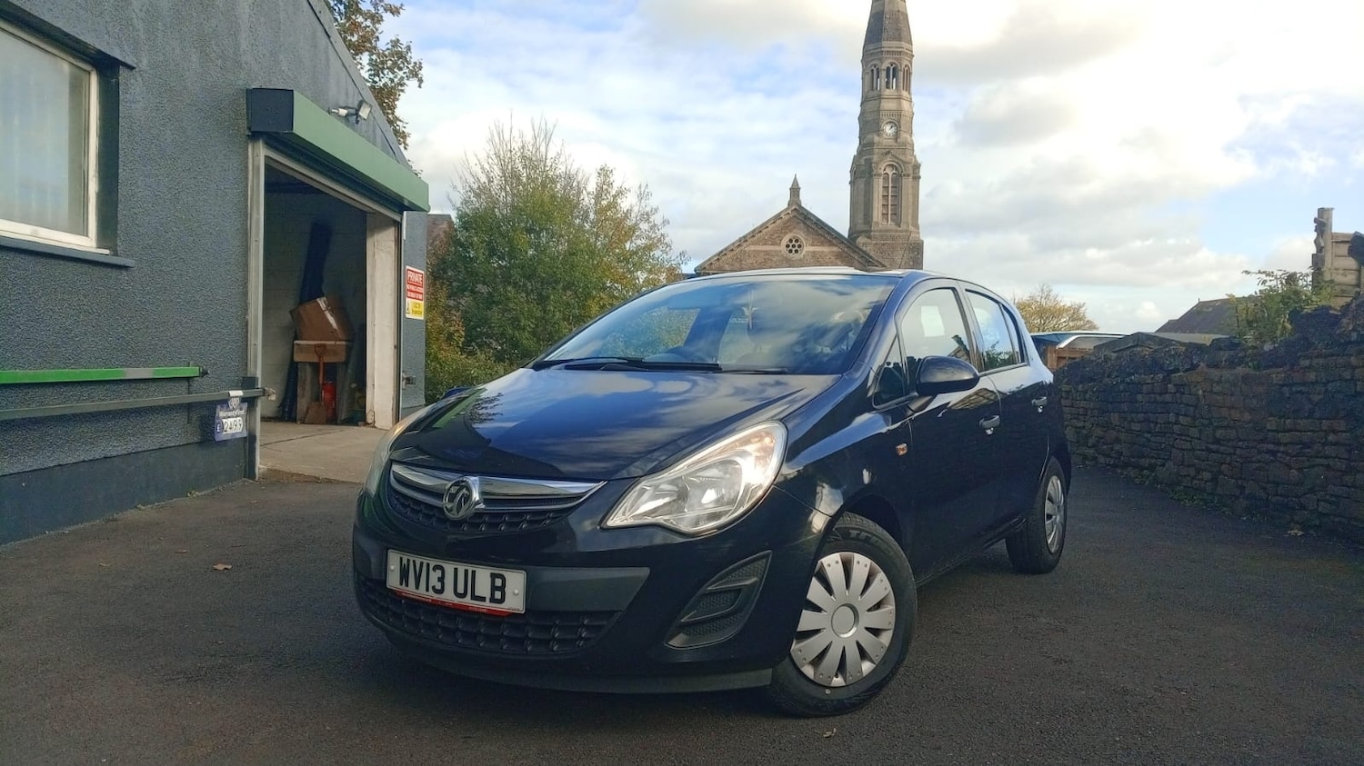 Used Vauxhall Corsa 2013 for sale - 76391554: Photo 1