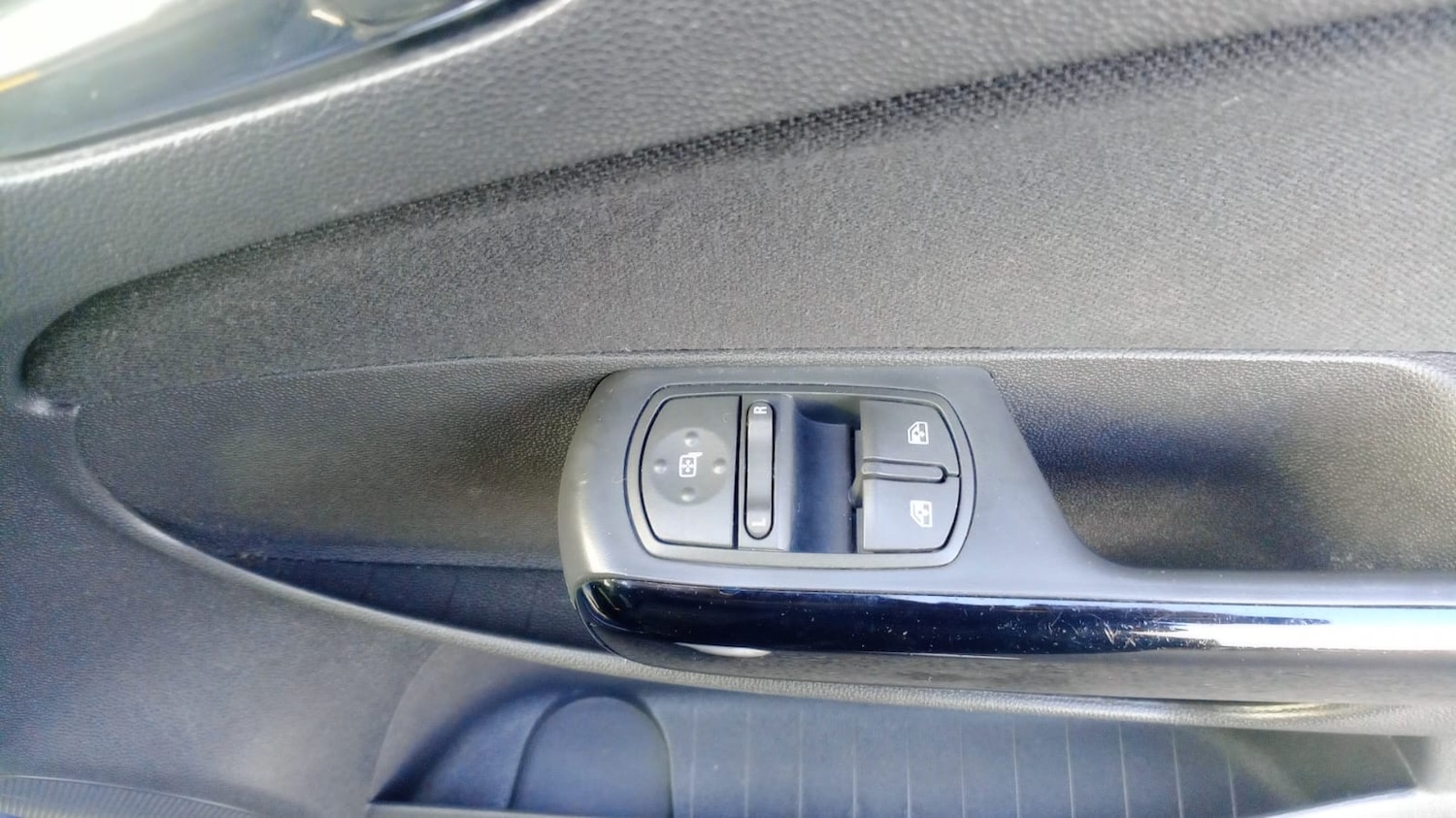 Used Vauxhall Corsa 2013 for sale - 76391554: Photo 19