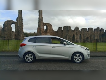 Used Kia Carens 2013 for sale - 78026338: Photo