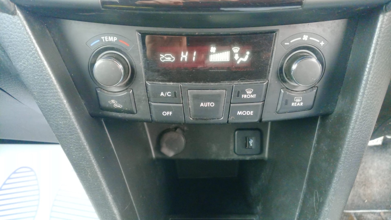 Used Suzuki Swift 2014 for sale - 77283066: Photo 18