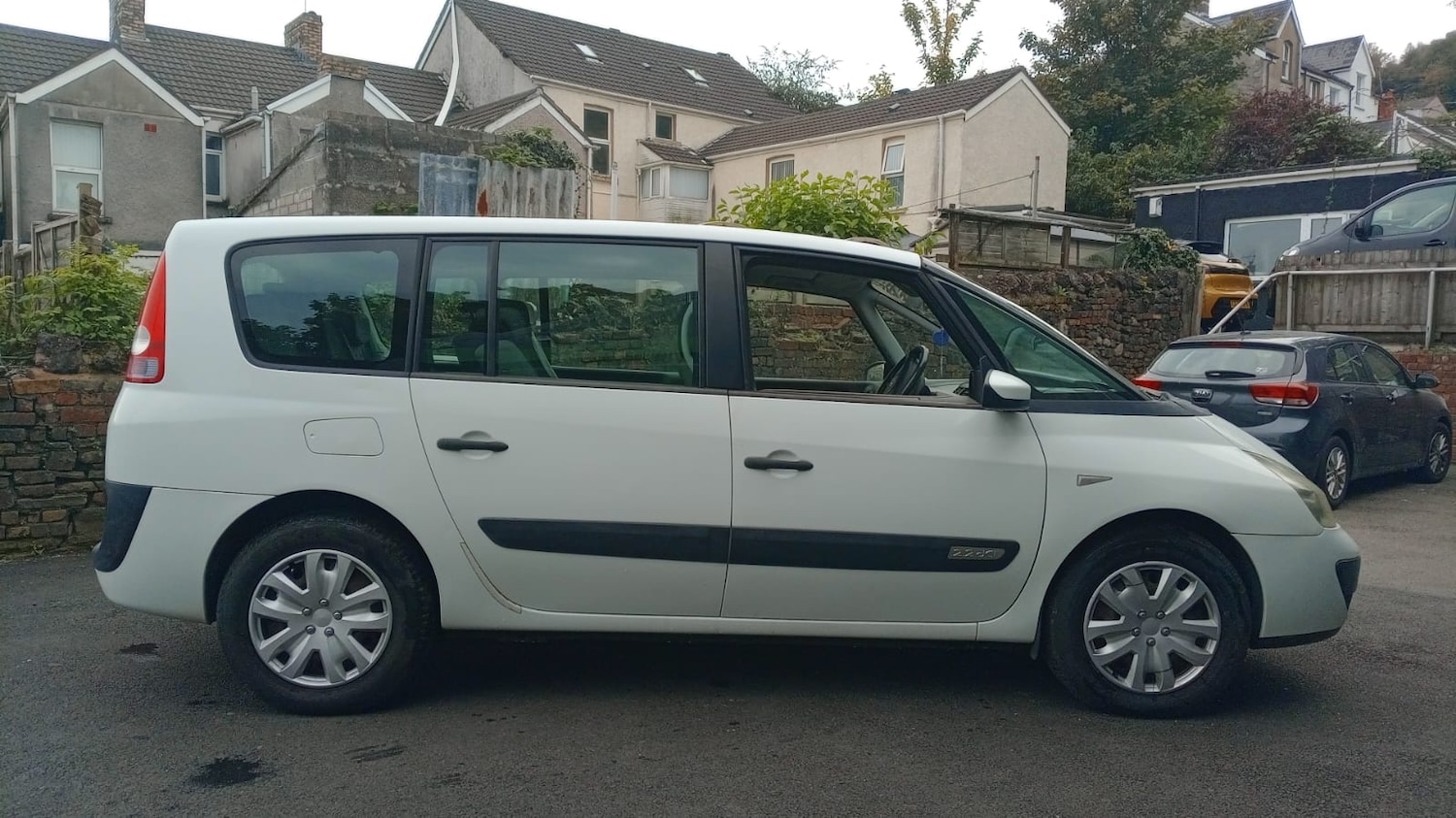 Used Renault Espace 2006 for sale - 76143295: Photo 2