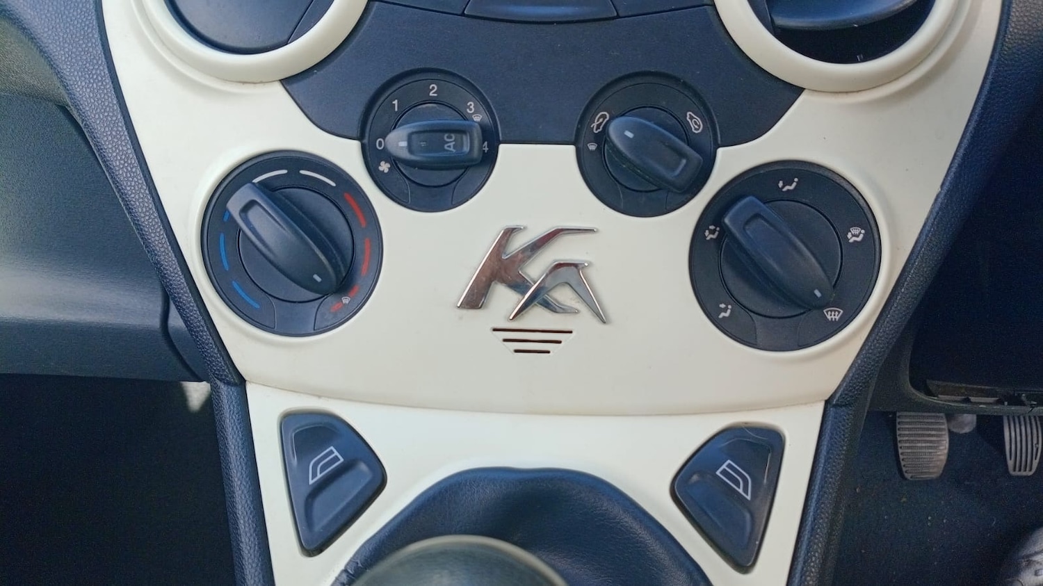 Used Ford Ka 2013 for sale - 75943851: Photo 12