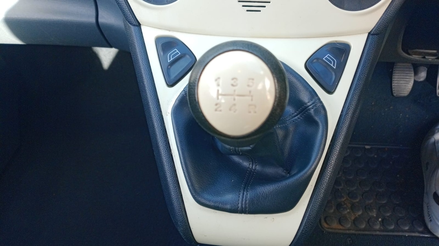 Used Ford Ka 2013 for sale - 75943851: Photo 13