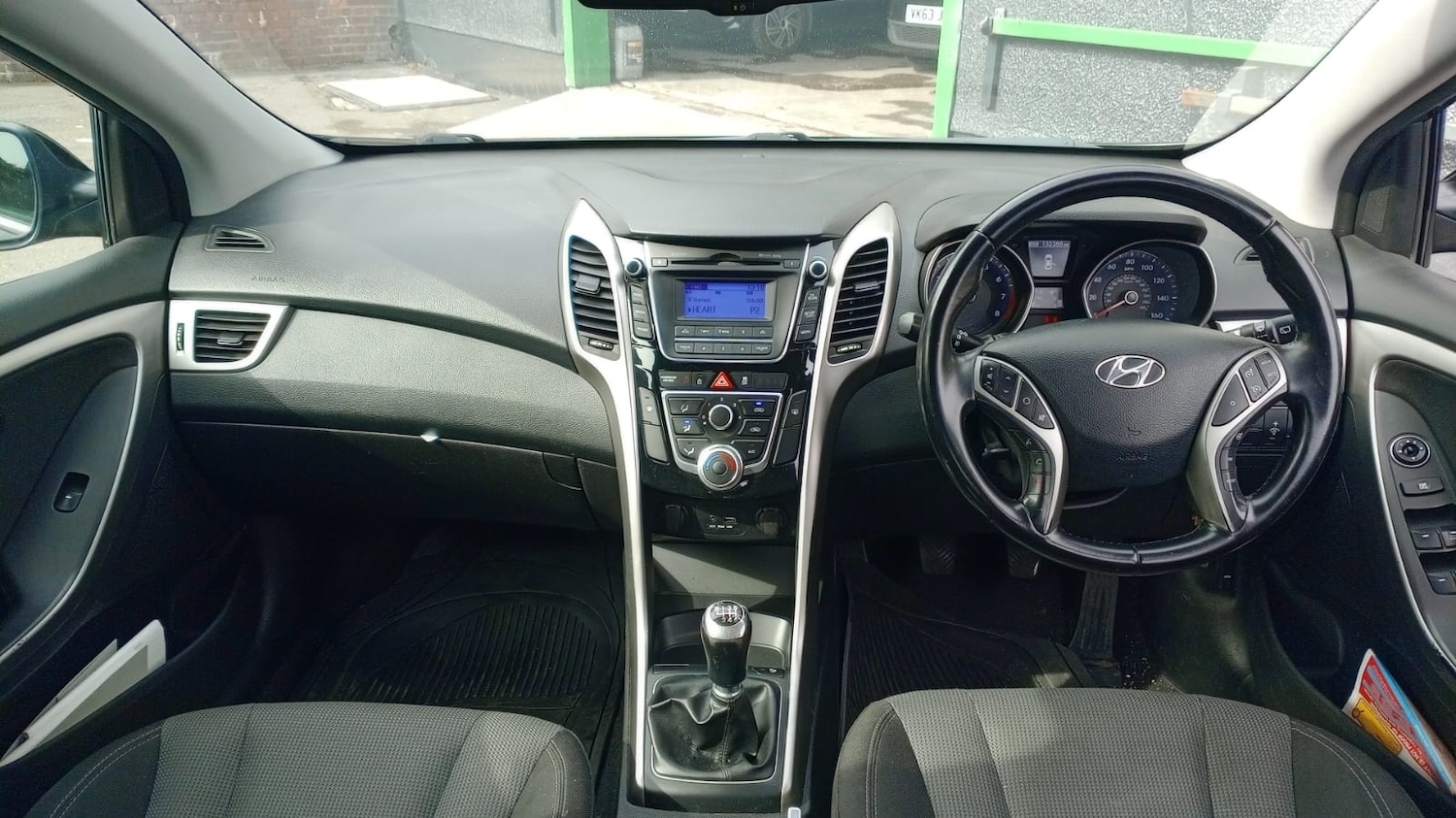Used Hyundai i30 2015 for sale - 76103973: Photo 12