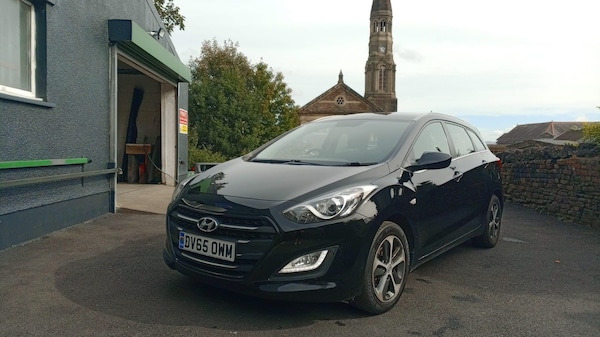 Used Hyundai i30 2015 for sale - 76103973: Photo 1