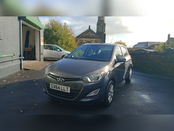 Used Hyundai i20 2014 for sale - 76286061: Photo