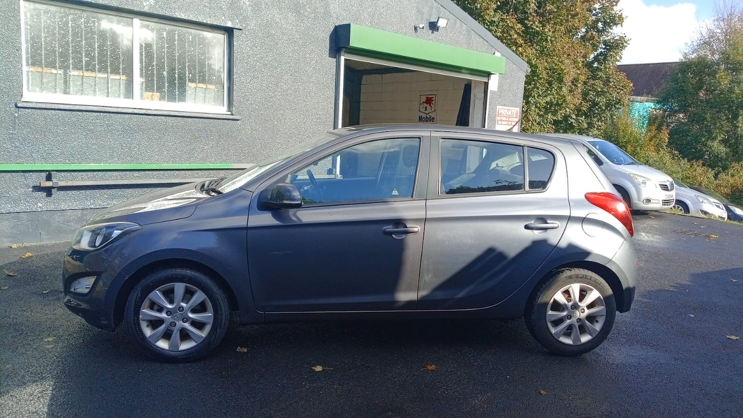 Used Hyundai i20 2014 for sale - 76286061: Photo 9