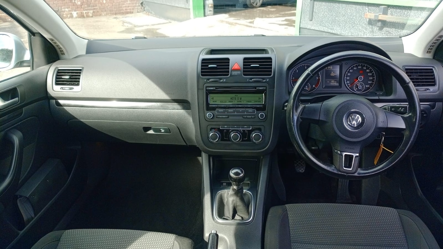 Used Volkswagen Jetta 2009 for sale - 74360225: Photo 10