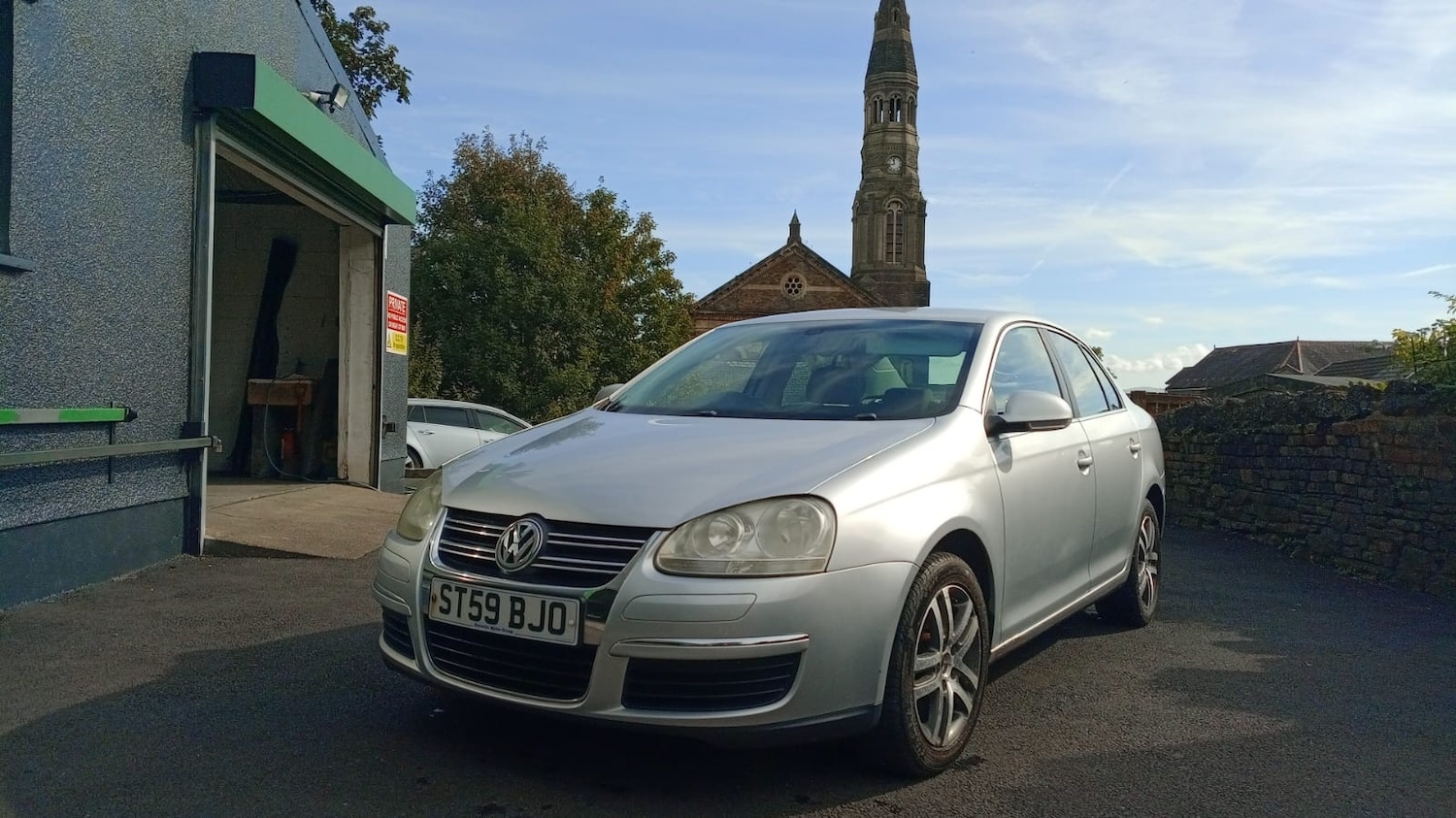Used Volkswagen Jetta 2009 for sale - 74360225: Photo 2