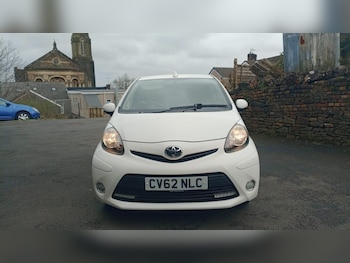 Used Toyota AYGO 2012 for sale - 77896203: Photo