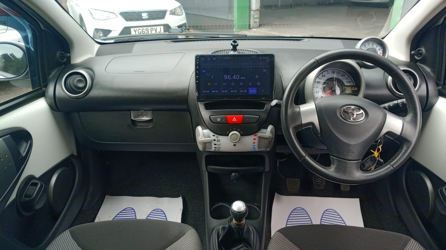 Used Toyota AYGO 2012 for sale - 77896203: Photo 9