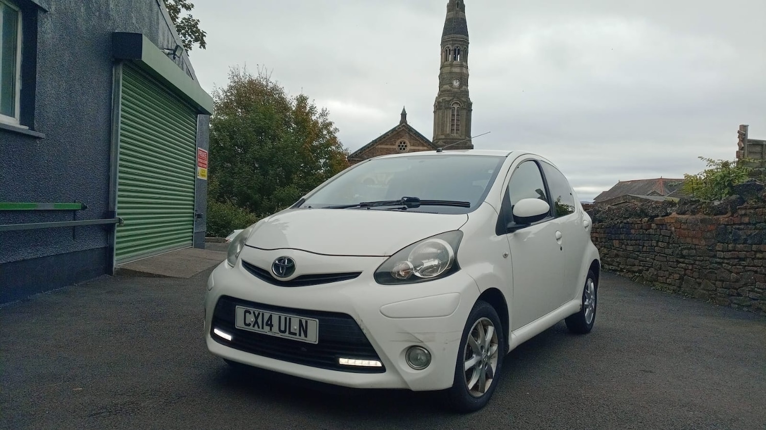 Used Toyota AYGO 2014 for sale - 76242625: Photo 4