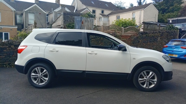 Used Nissan Qashqai+2 2013 for sale - 75055059: Photo 6