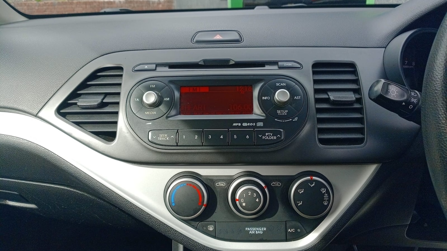 Used Kia Picanto 2011 for sale - 76101730: Photo 13