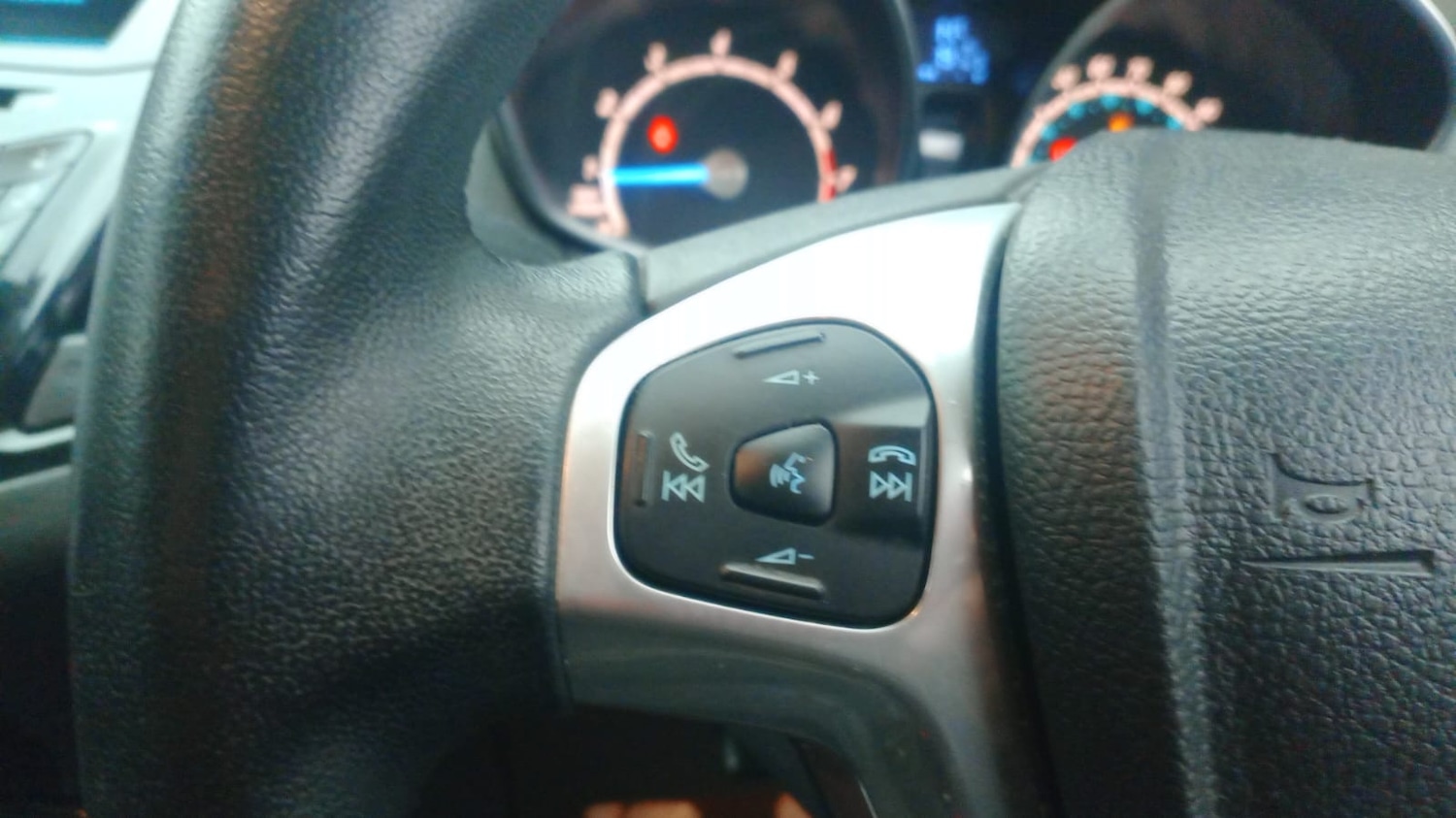 Used Ford Fiesta 2013 for sale - 76878023: Photo 12