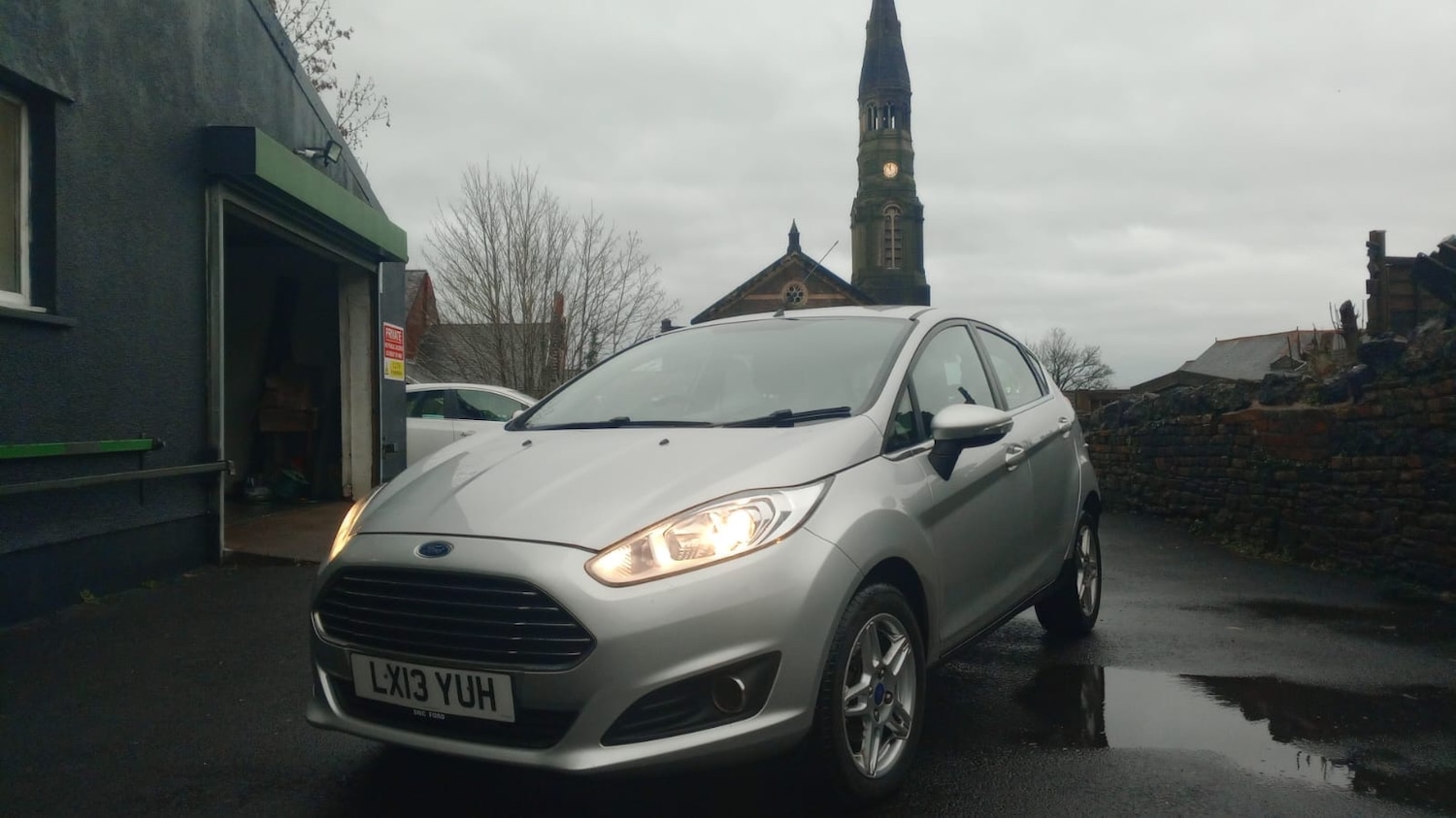 Used Ford Fiesta 2013 for sale - 76878023: Photo 4