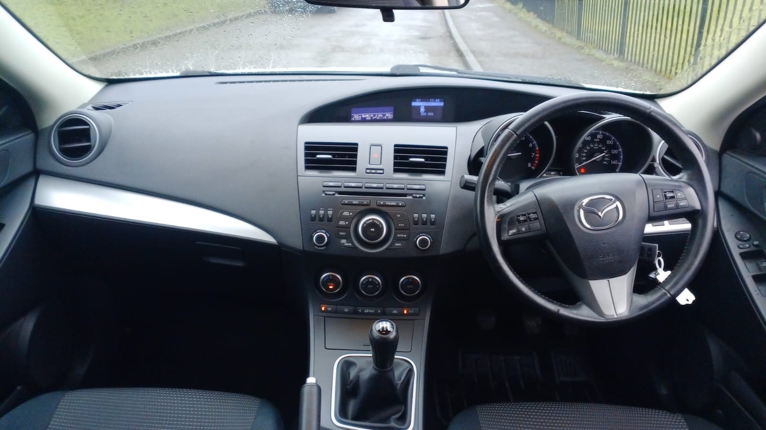 Used Mazda Mazda3 2013 for sale - 77136640: Photo 10