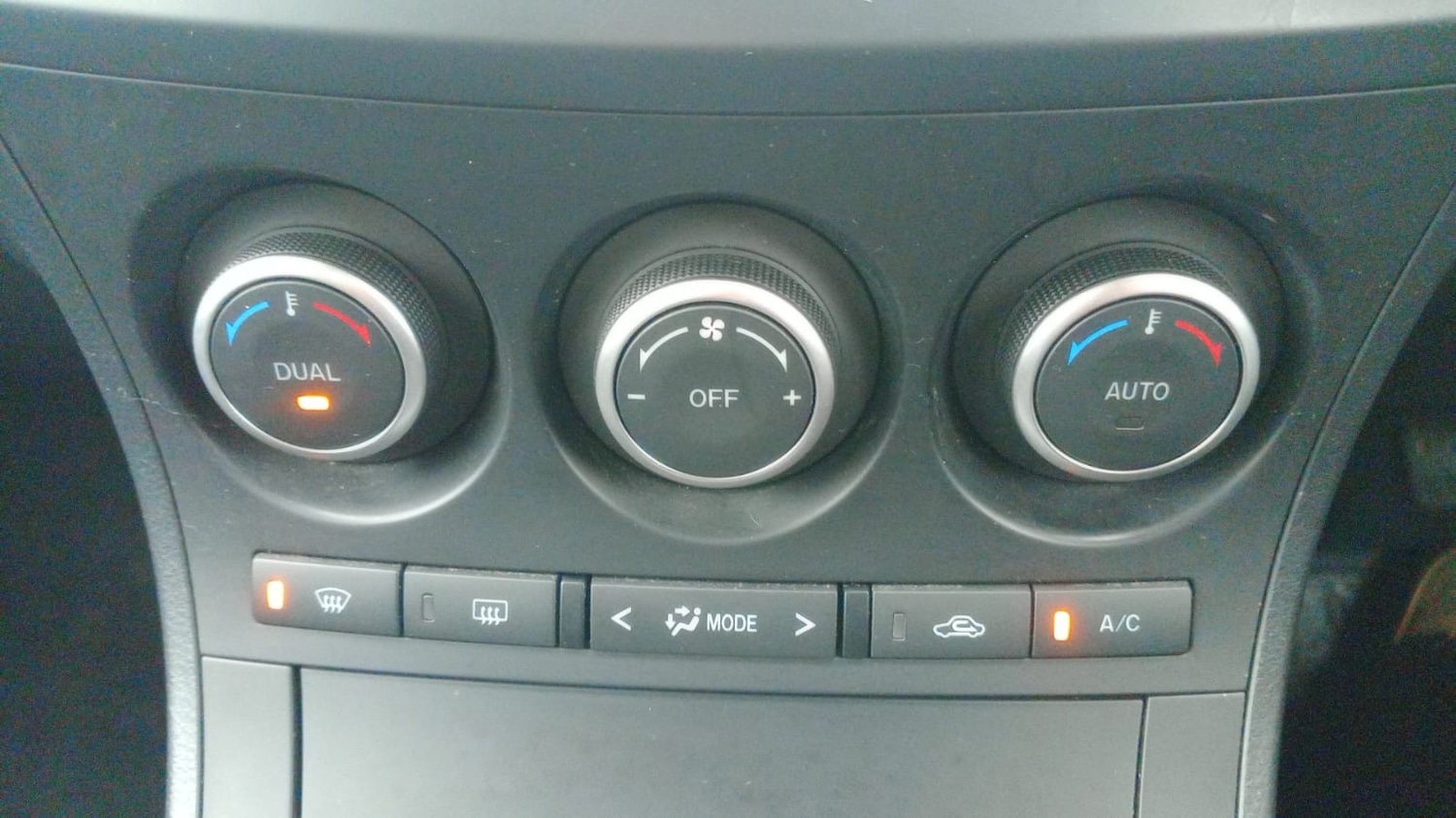 Used Mazda Mazda3 2013 for sale - 77136640: Photo 16