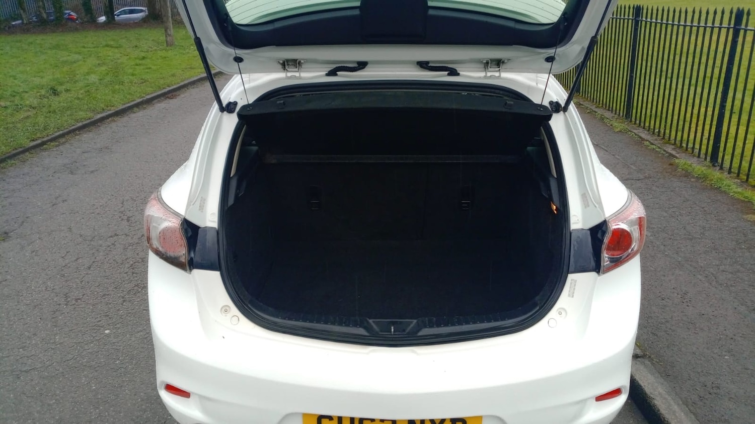 Used Mazda Mazda3 2013 for sale - 77136640: Photo 17