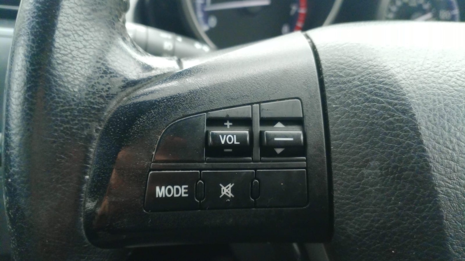 Used Mazda Mazda3 2013 for sale - 77136640: Photo 8