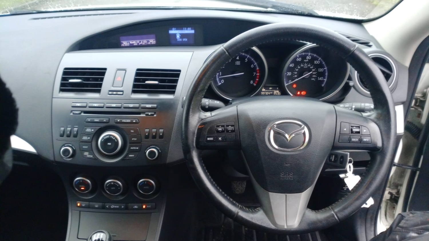 Used Mazda Mazda3 2013 for sale - 77136640: Photo 9