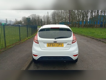 Used Ford Fiesta 2014 for sale - 77801761: Photo