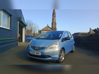 Used Honda Jazz 2010 for sale - 77579844: Photo