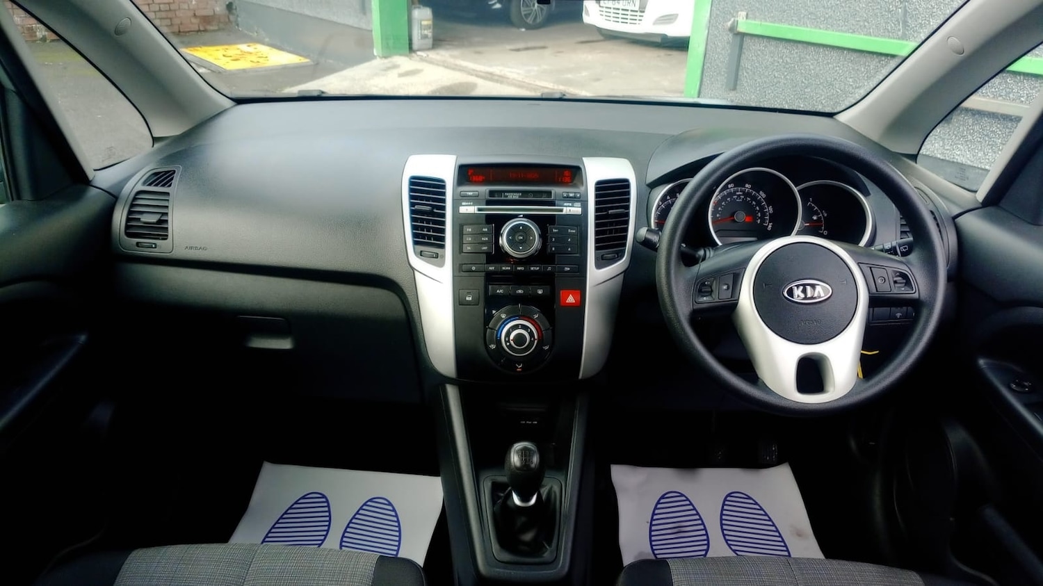 Used Kia Venga 2012 for sale - 76556689: Photo 12