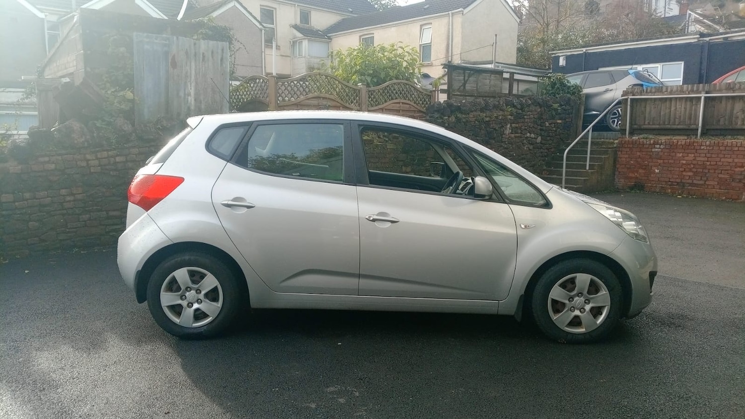 Used Kia Venga 2012 for sale - 76556689: Photo 6