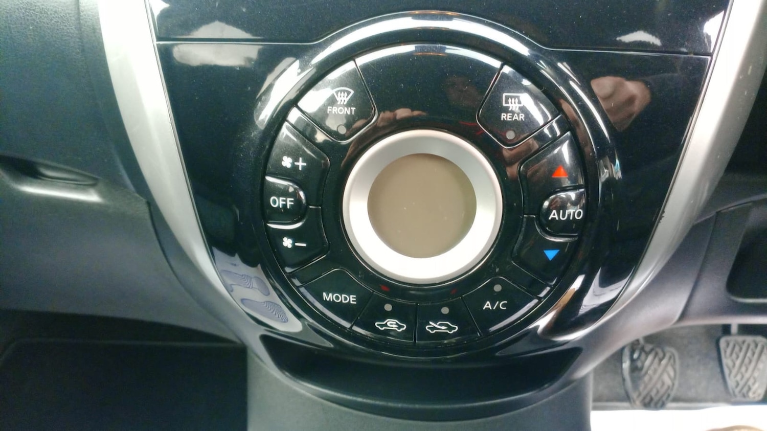 Used Nissan Note 2015 for sale - 75968778: Photo 13