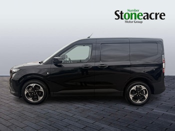Used Ford Transit Courier 2025 for sale - 78823206: Photo