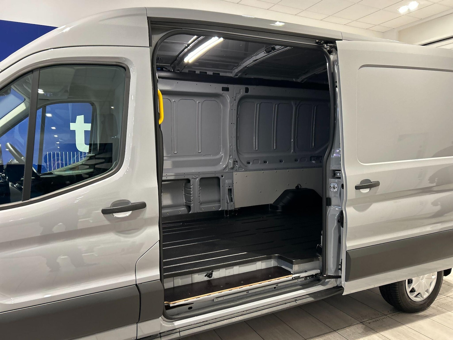 Used Ford Transit 2025 for sale - 77306211: Photo 10