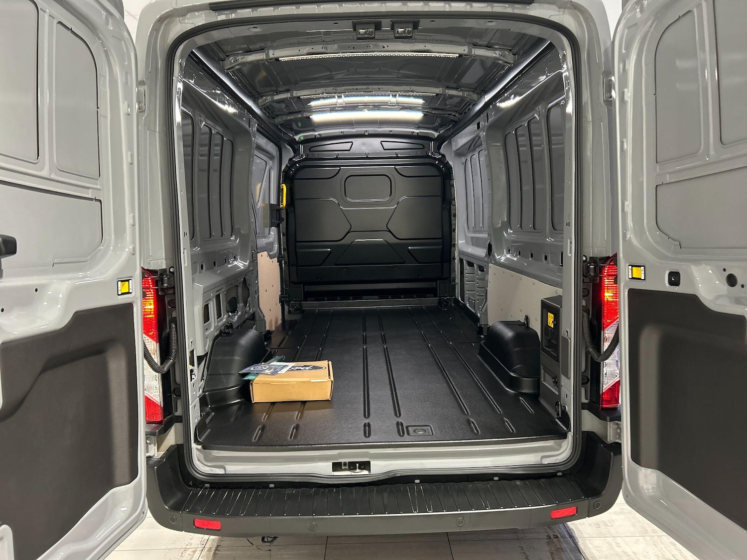 Used Ford Transit 2025 for sale - 77306211: Photo 9