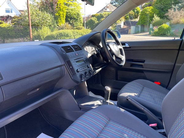 Used Volkswagen Polo 2006 for sale - 71339761: Photo 8