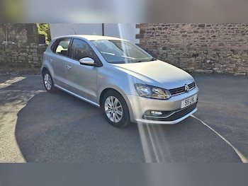Used Volkswagen Polo 2015 for sale - 78042252: Photo