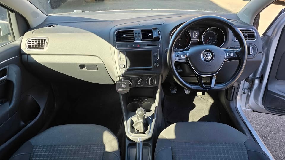 Used Volkswagen Polo 2015 for sale - 78042252: Photo 2