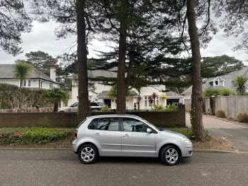 Used Volkswagen Polo 2009 for sale - 74022625: Photo