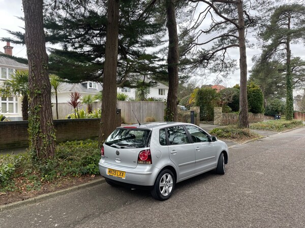 Used Volkswagen Polo 2009 for sale - 74022625: Photo 7