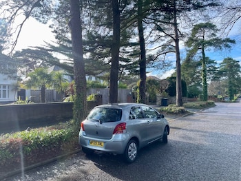 Used Toyota Yaris 2009 for sale - 77431443: Photo