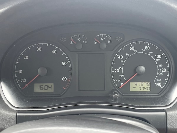Used Volkswagen Polo 2003 for sale - 72192230: Photo 3