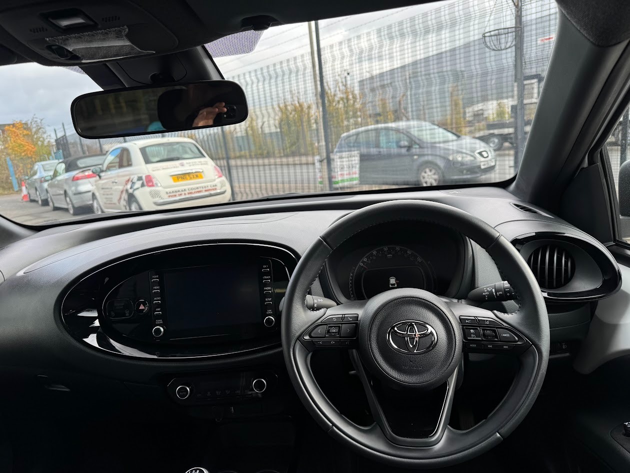 Used Toyota Aygo X 2023 for sale - 76309711: Photo 12